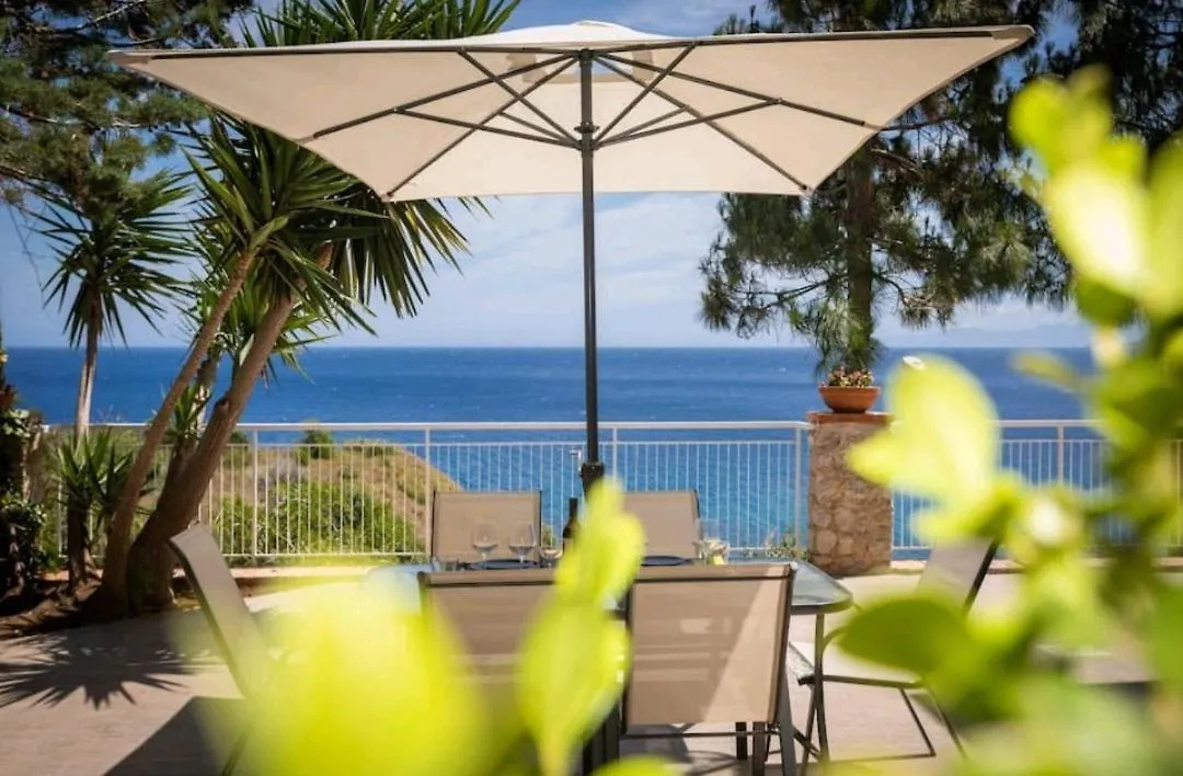 Holiday home Villa'S Apartment On The Beach, Swimming Pool A/C Palermo